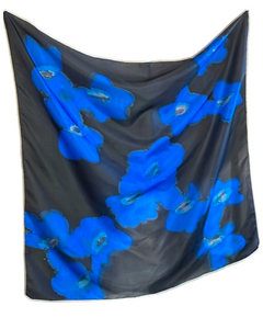 Foulard carré de soie Noir fleurs outremer